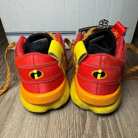 Adidas Dame 8 Disney Incredibles Mr. incredible kids size 4.5 basketball shoes - Picture 2 of 6